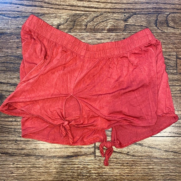 Orange Low Rise Shorts - Picture 3 of 3